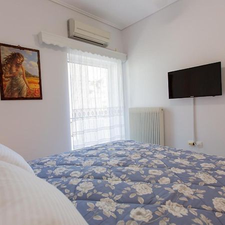 Poly'S Charming Home - City Center & Near The Beach 2Bedroom Apartment Нафпактос Экстерьер фото